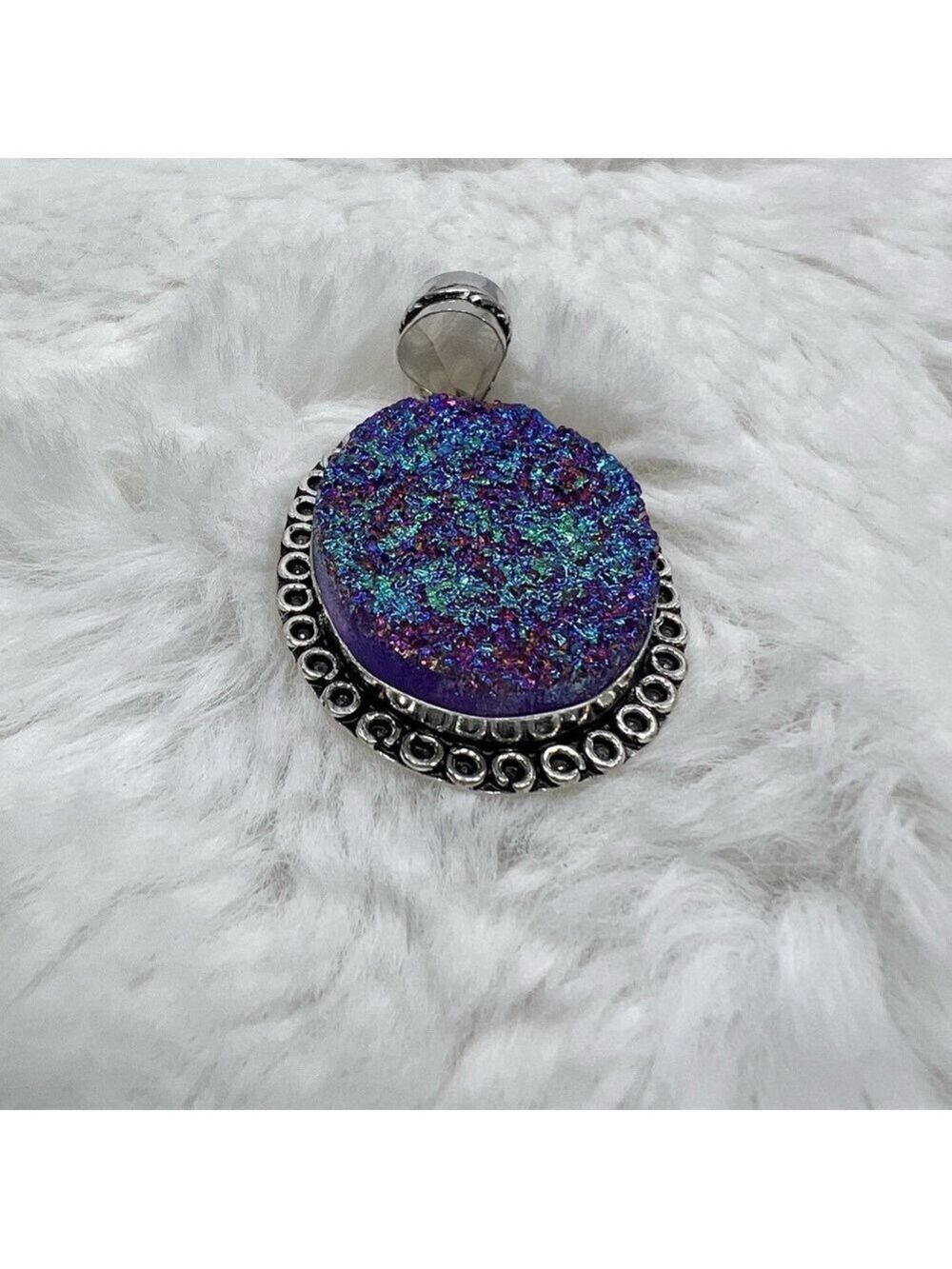 Titanium Druzy 925 Pendant & Earrings Set - Picture 5 of 15
